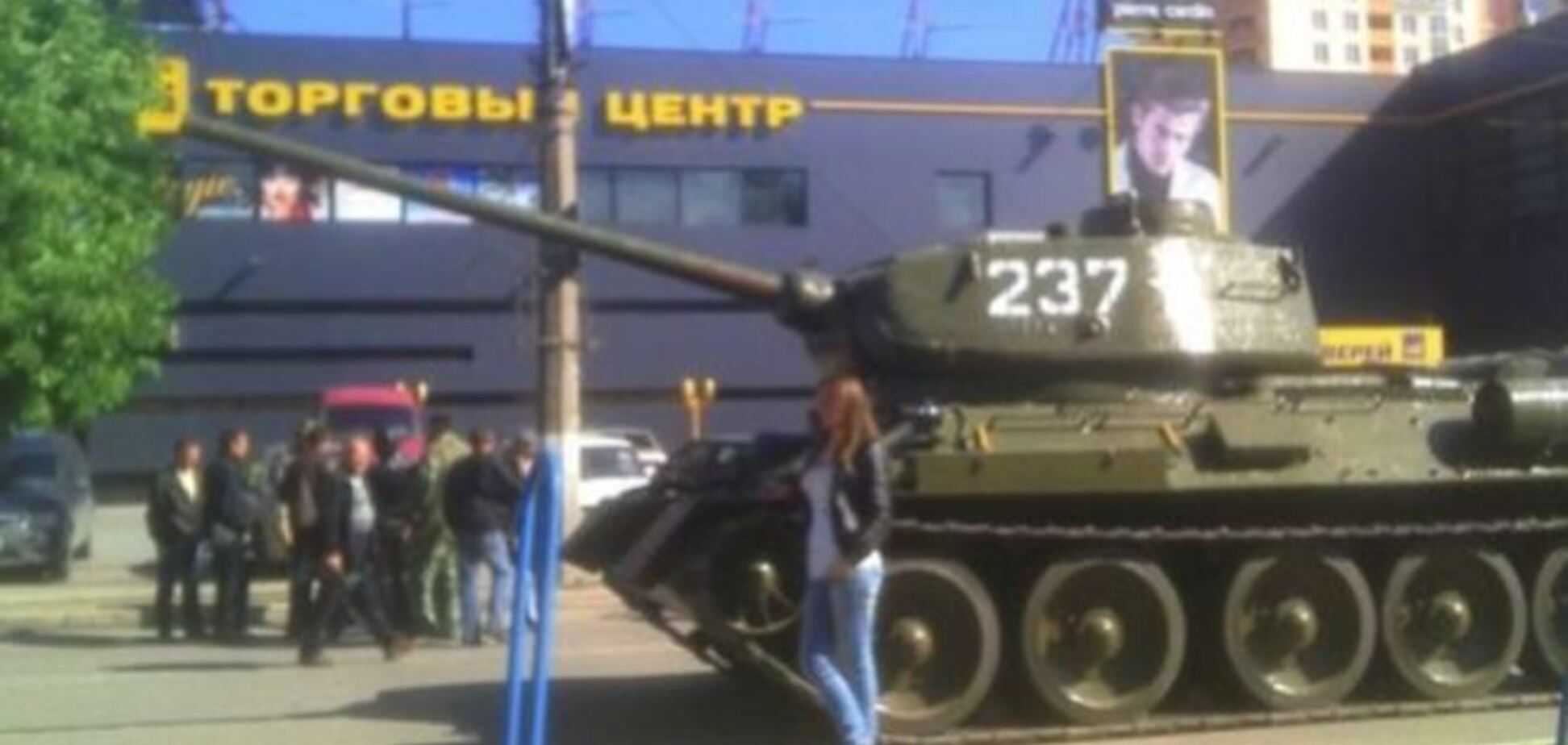 В Луганске боевики таки угнали танк времен Второй мировой 
