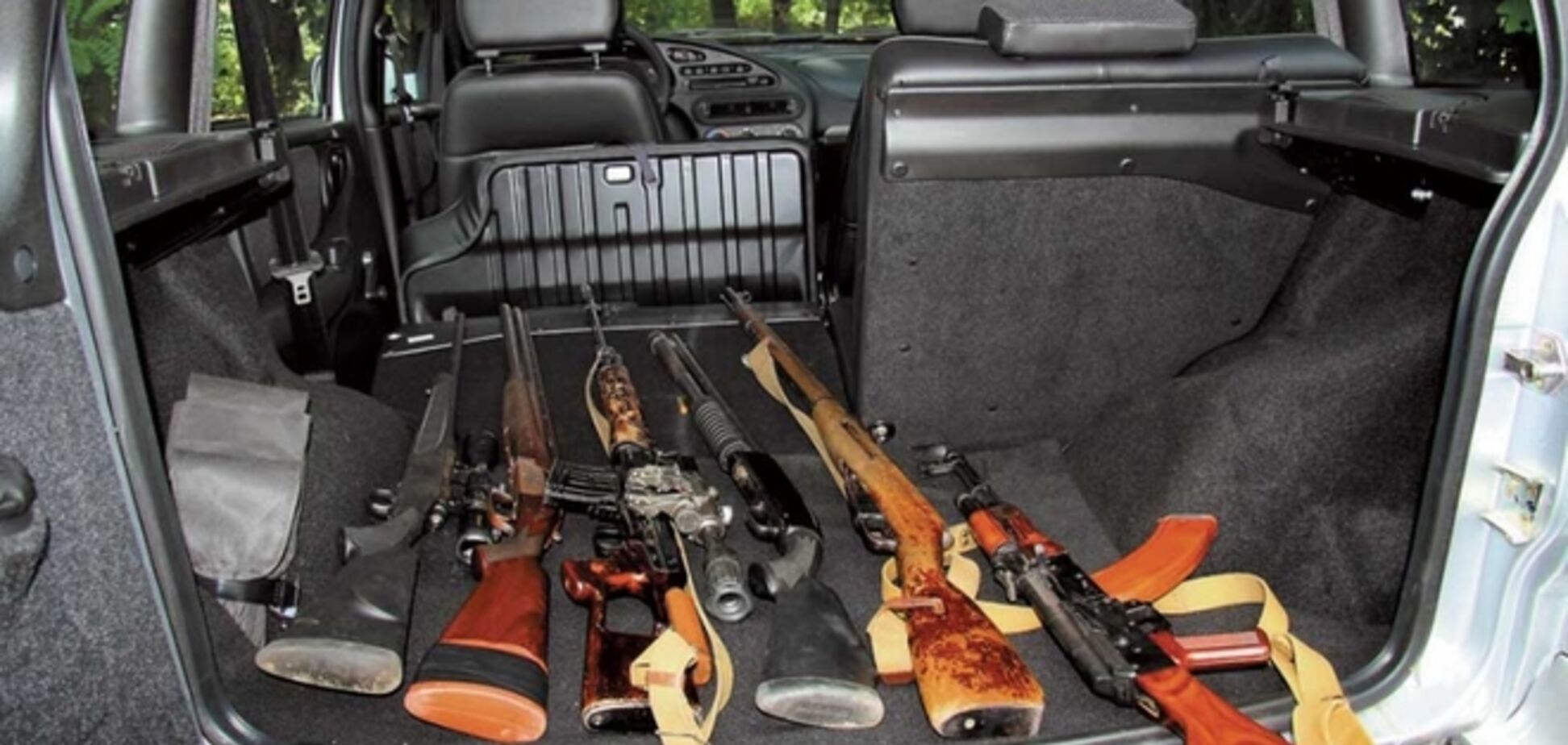 В Донбассе автосалоны создали самооборону для защиты от боевиков