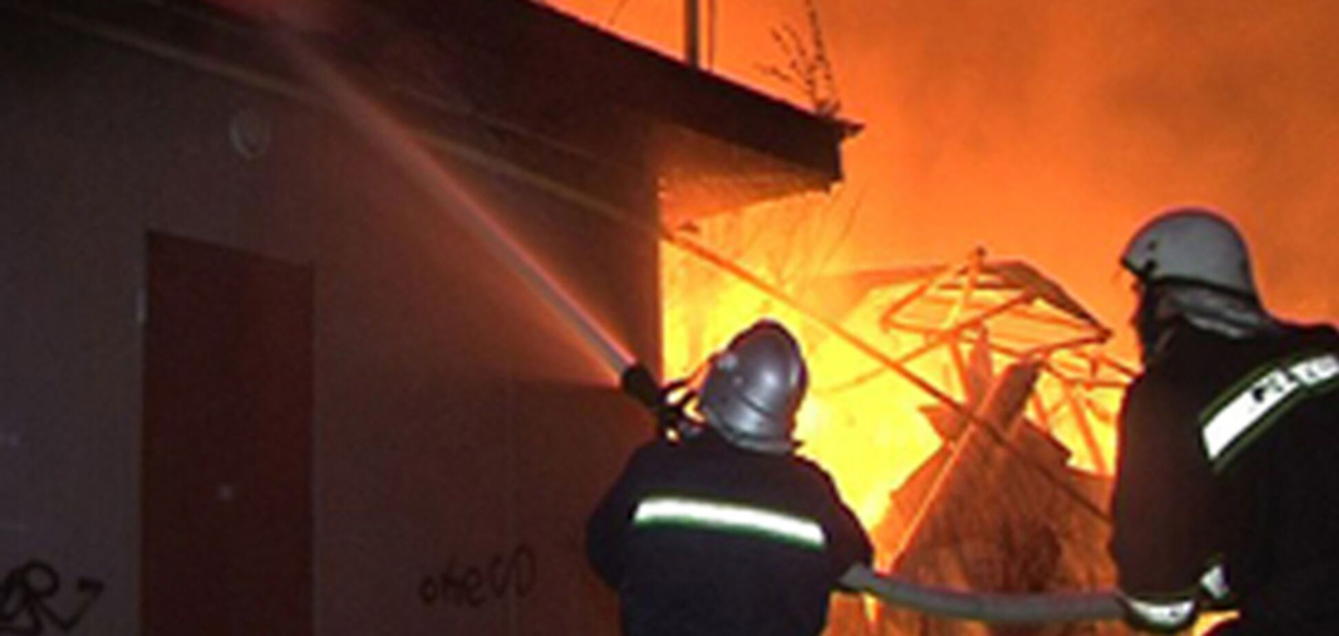 На Киевщине сгорел строительный вагончик: погибли три человека