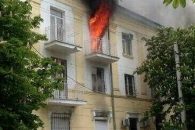 В сгоревшем здании мариупольской милиции задохнулись два силовика – СМИ