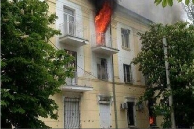 Террористы захватили в плен начальника управления милиции Мариуполя