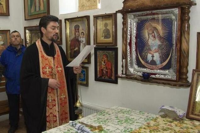 Прокуратура начала следствие по факту убийства террористами семьи на Луганщине и священника