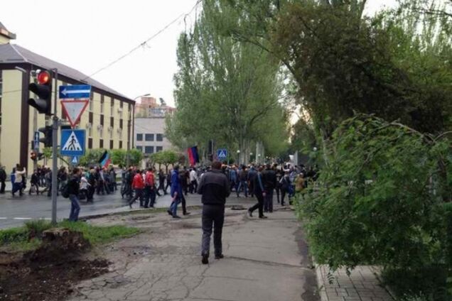 В Донецке террористы открыли огонь при штурме санатория. Военные сдали оружие - СМИ