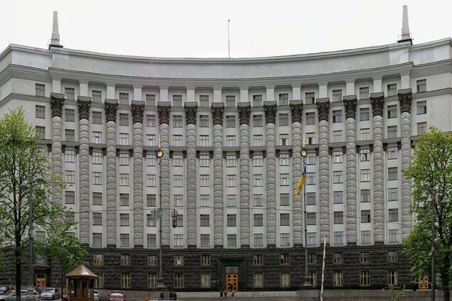 Щасливі країни, якими правлять яструби, а не голуби?!