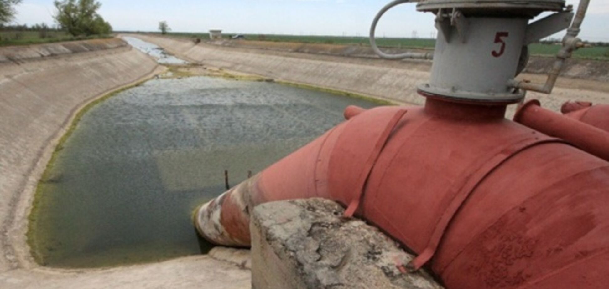 Крымские марионетки Кремля назвали цену на воду из Украины