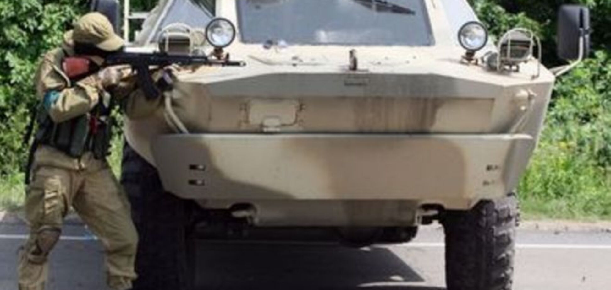 На границе Харьковской и Донецкой области колонна с грузом для сил АТО попала в засаду