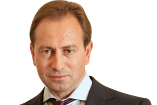 Томенко считает, что дети Януковича, Пшонки и Азарова не имеют права называться нардепами