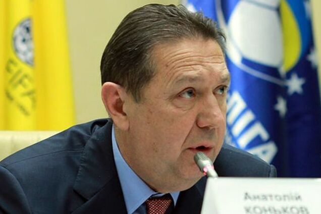 Президент ФФУ не полетел на Конгресс ФИФА