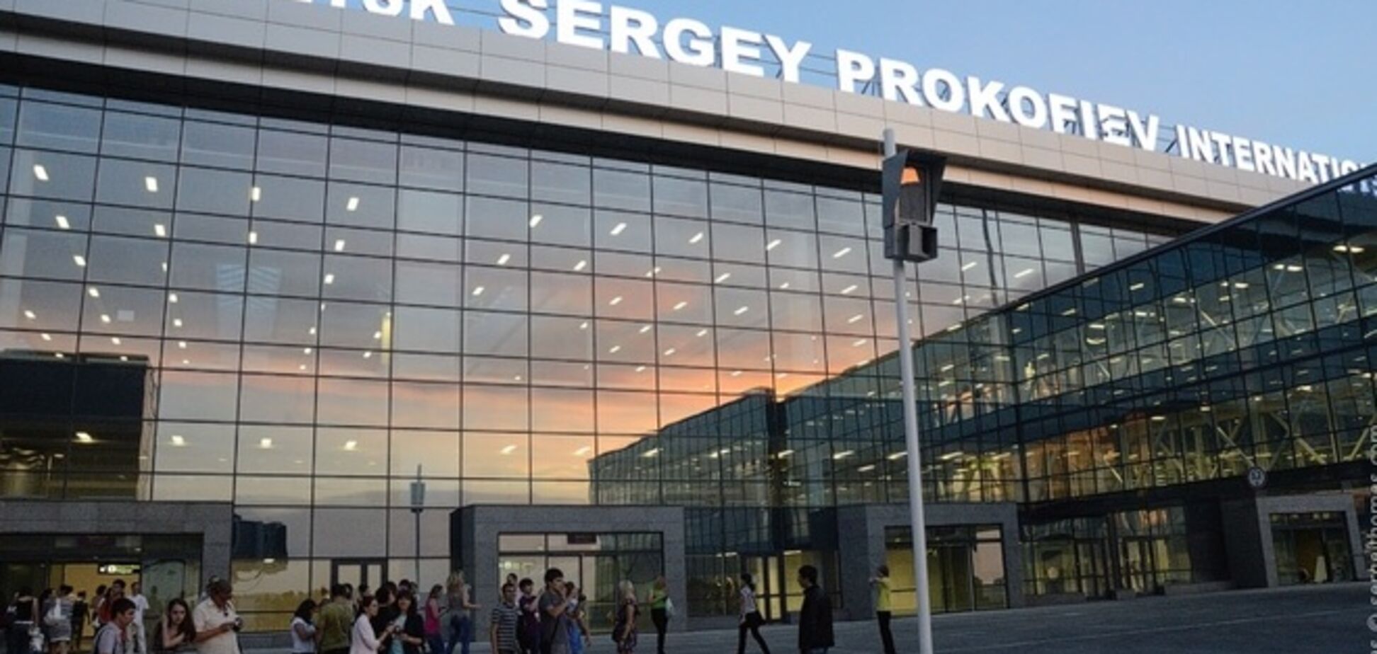 Ночью около аэропорта в Донецке были слышны выстрелы