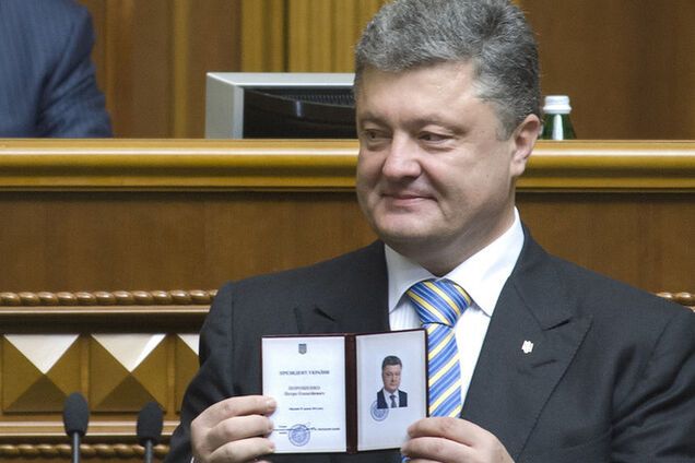 Порошенко не зможе довго балансувати між прагненнями середнього класу і бажаннями олігархів