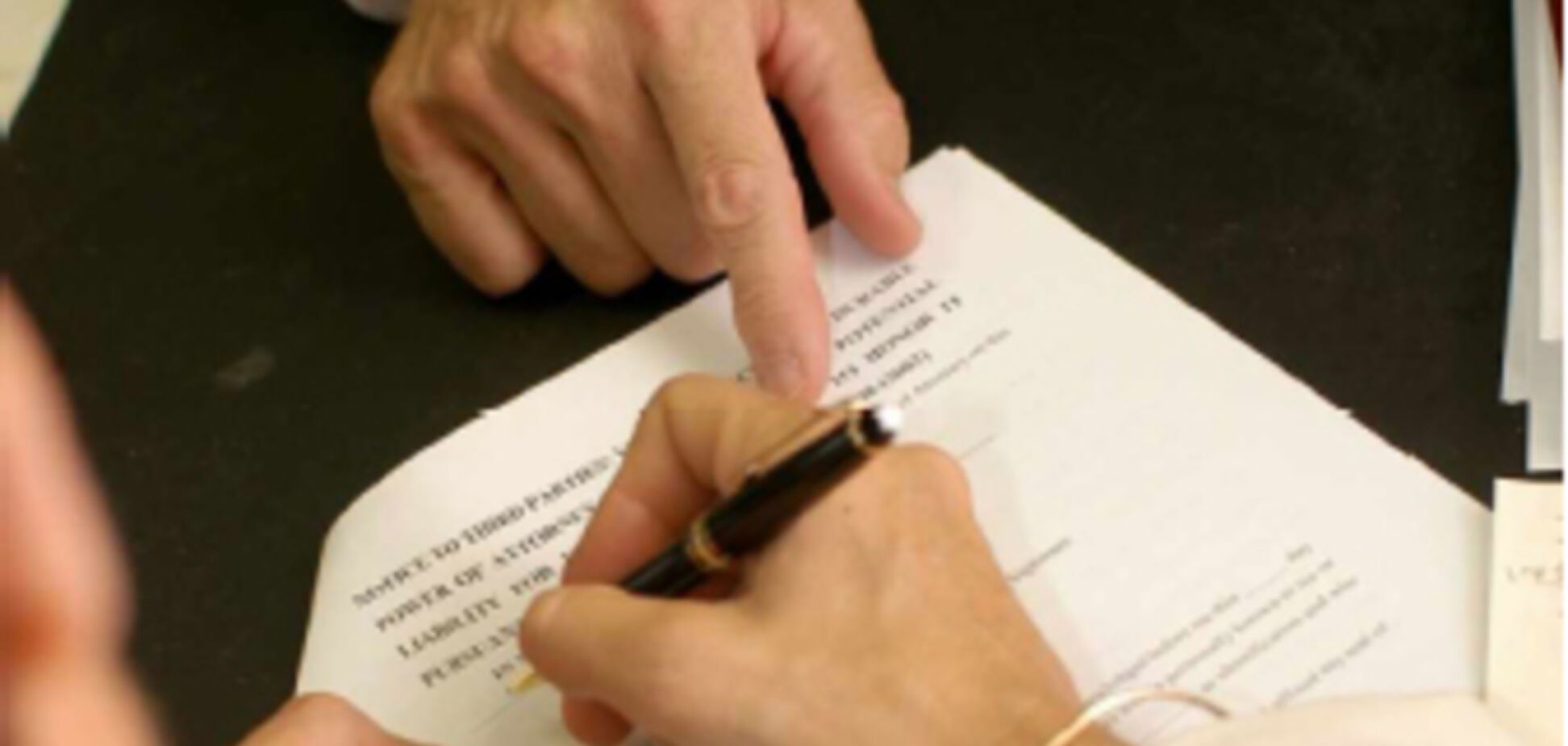 Валютных заемщиков могут наказать рублем еще раз