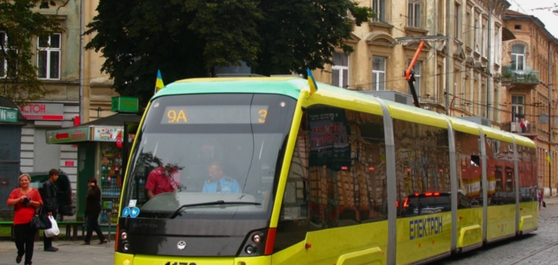 Вместо метро на Троещину хотят запустить 'длинный' трамвай