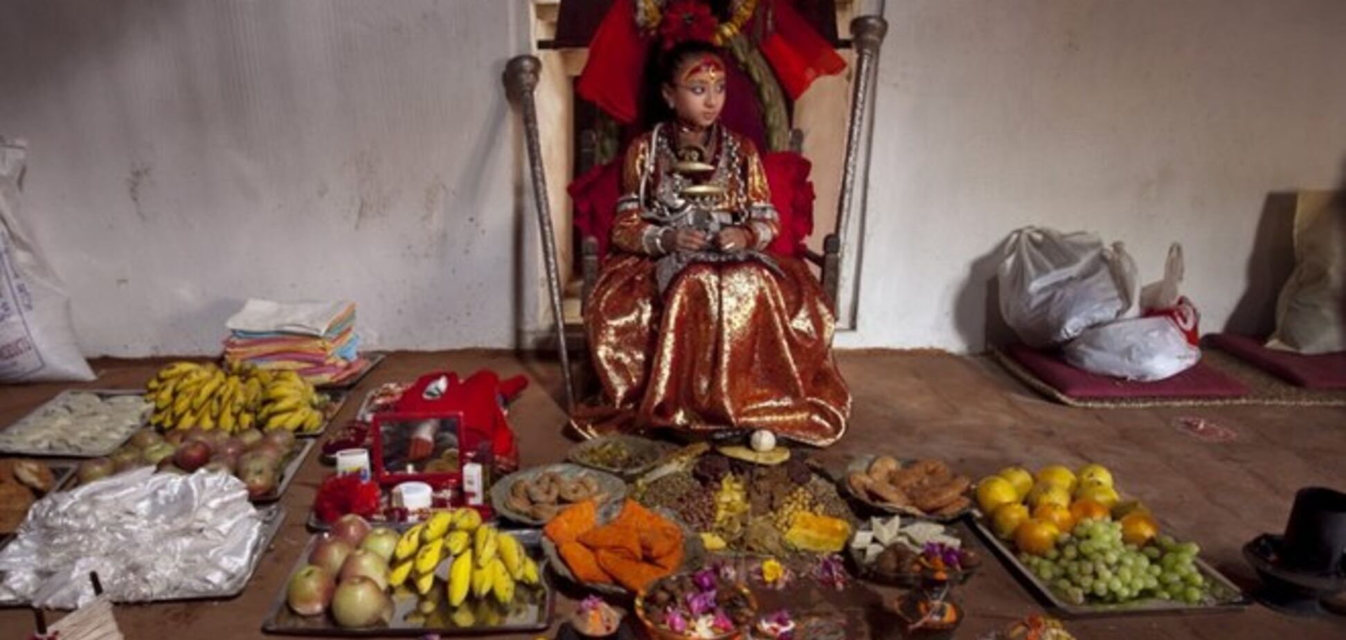 Как живут современные непальские богини