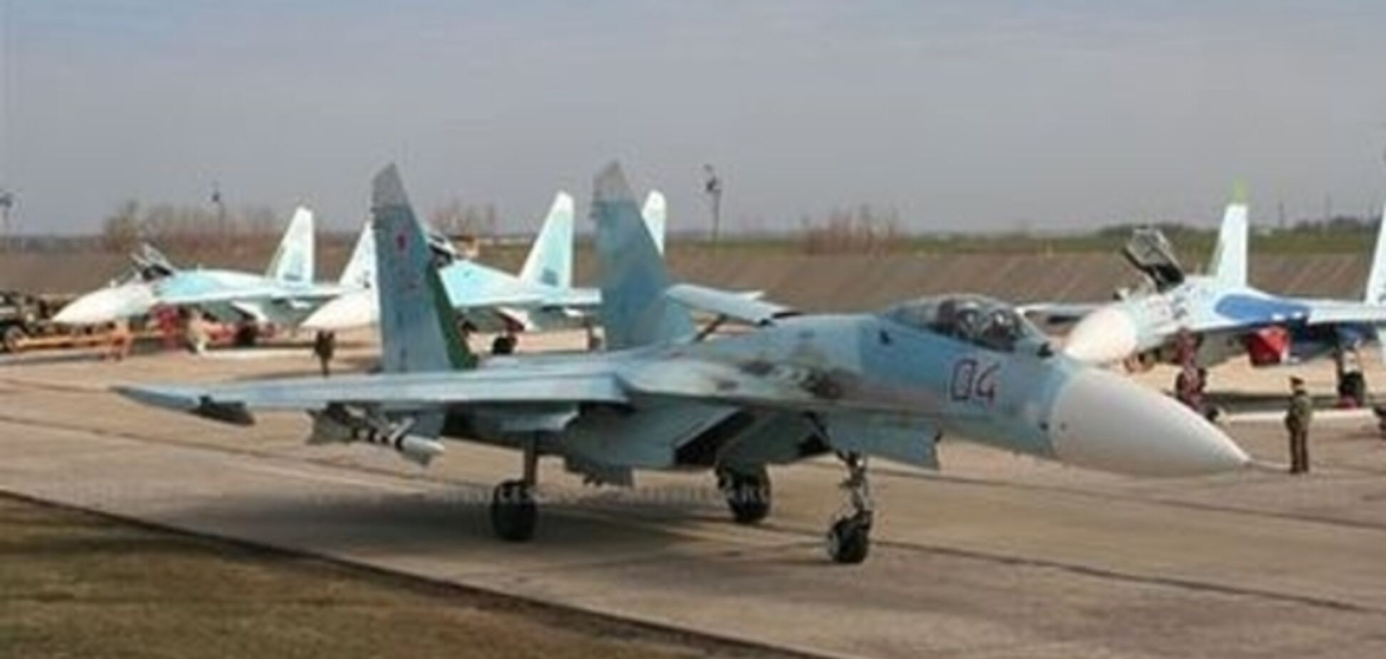 Росія продовжує окупацію Криму: тепер військові займуть всі аеродроми півострова