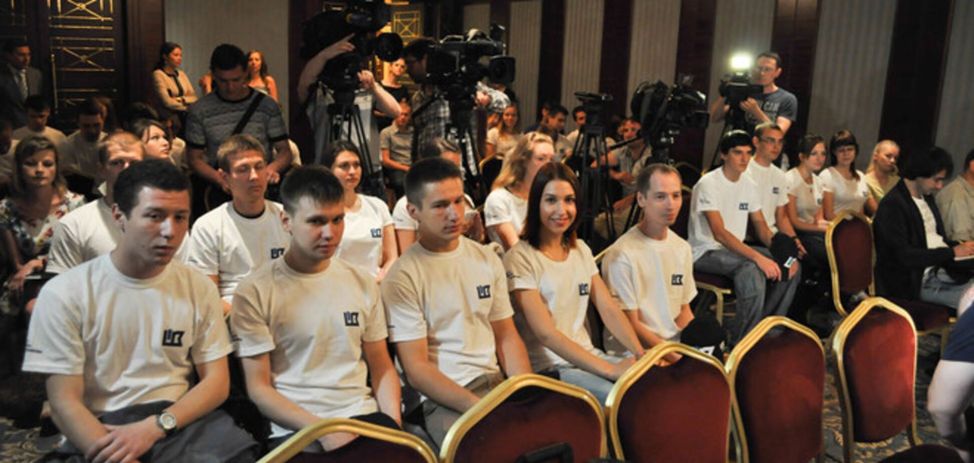 20 украинских студентов поедут на всемирно известный авиасалон 'Фарнборо'