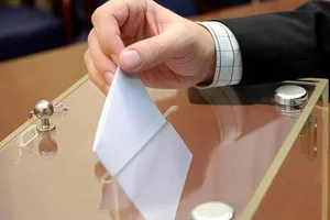 Один голос избирателя Порошенко обошелся в 15 раз дешевле, чем Добкину