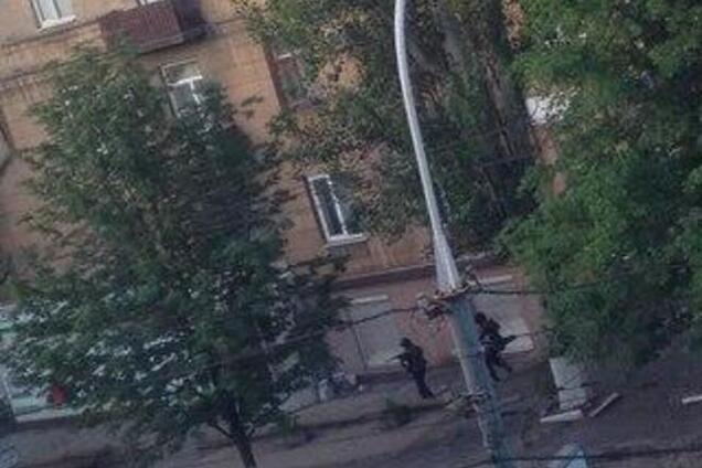 В Мариуполе с утра идут ожесточенные бои сил АТО с террористами