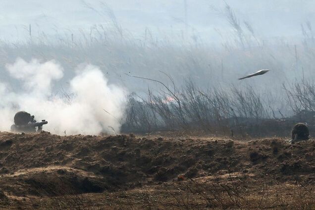 Силы АТО подбили танки РФ, уничтожили 2 грузовика с боевиками, 4 украинских бойца погибли