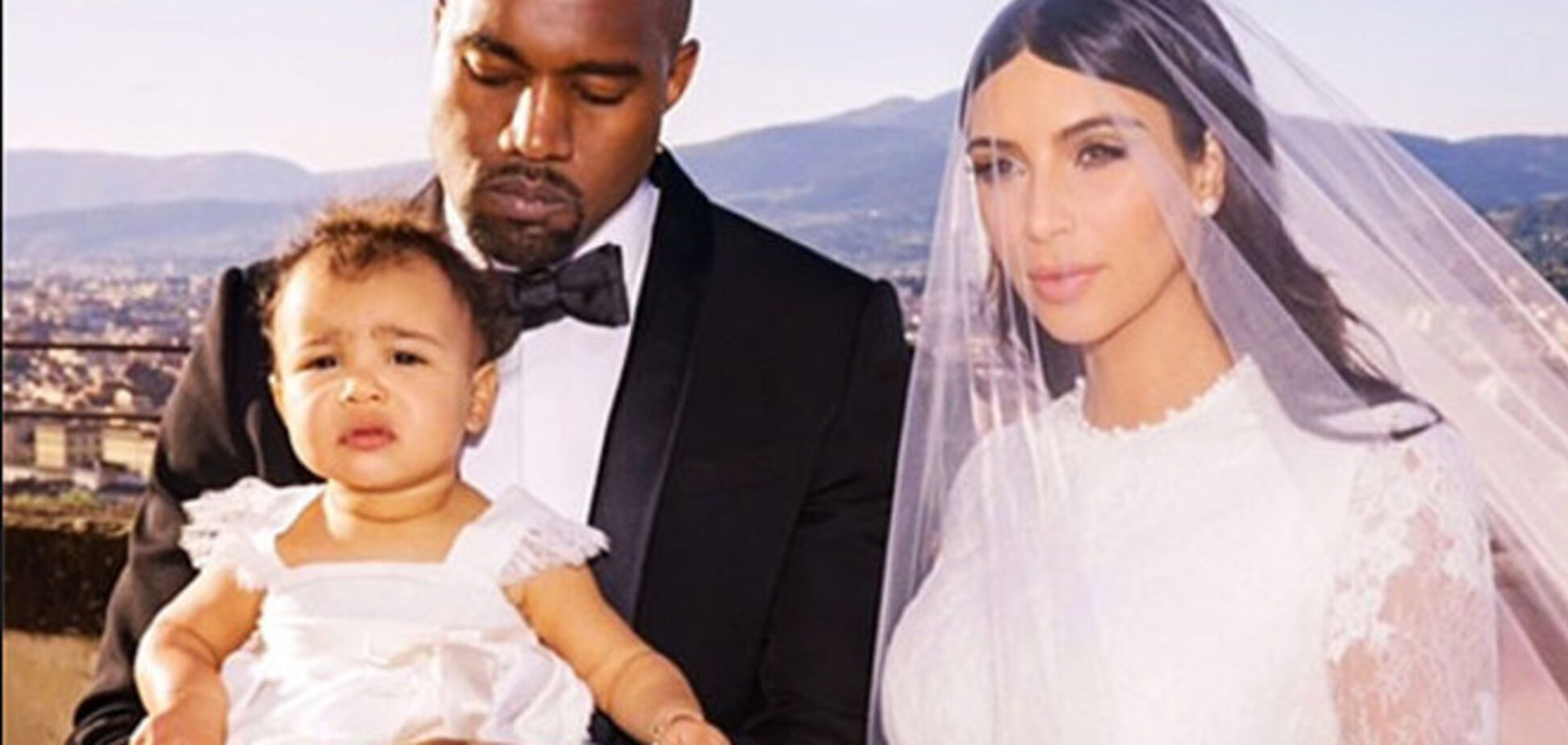 Ким Кардашьян показала фото дочери