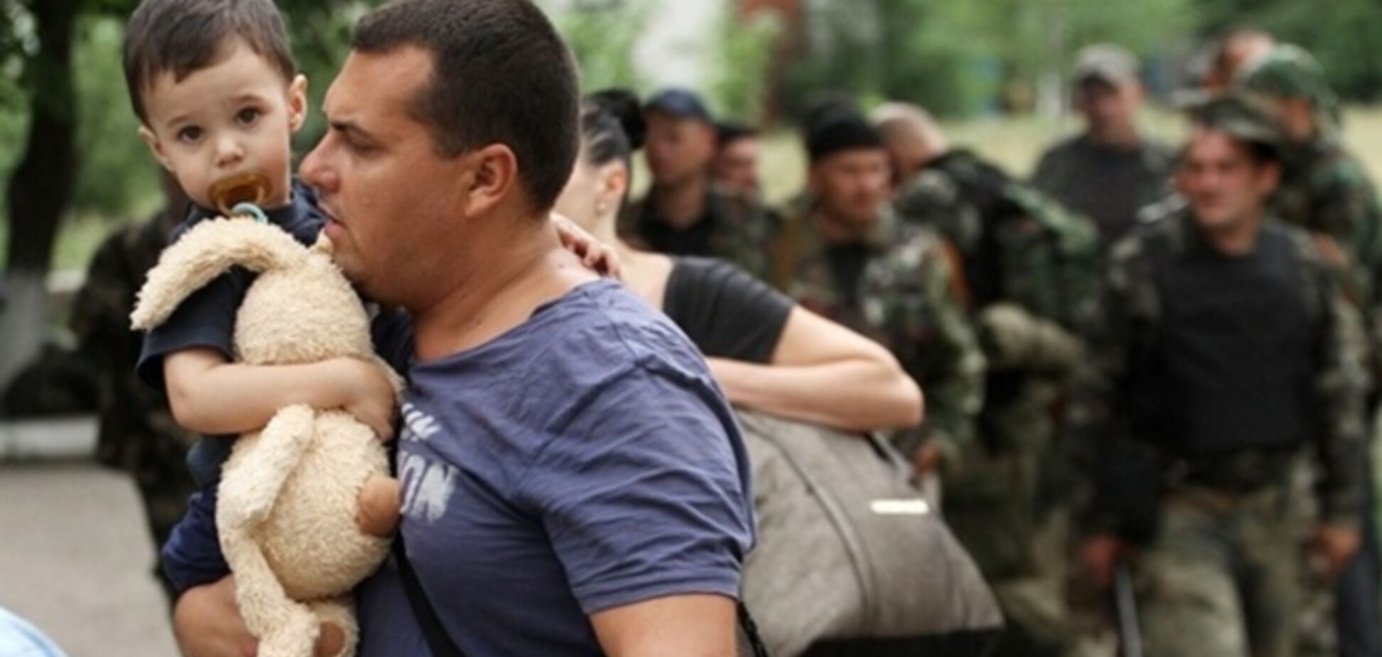 Эвакуация жителей востока Украины может начаться в понедельник - МВД