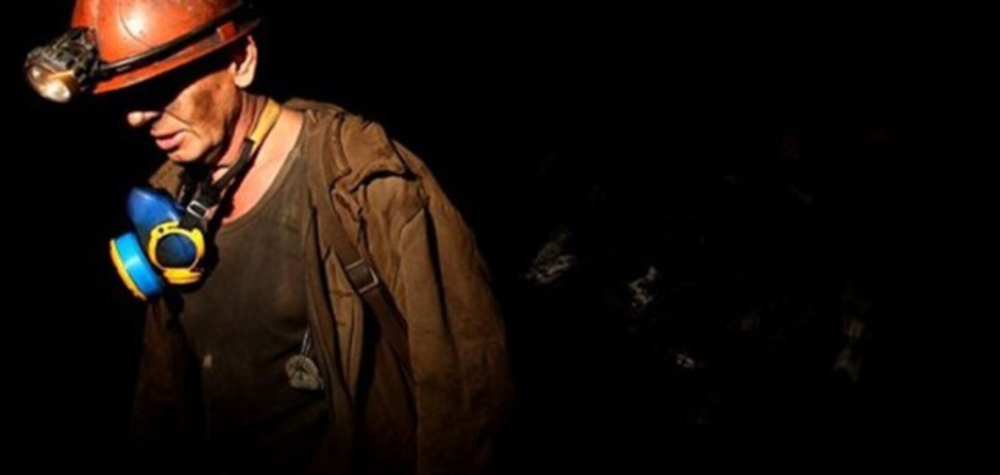 Вибух в шахті на Донеччині: знайдено сім тіл, доля двох гірників невідома