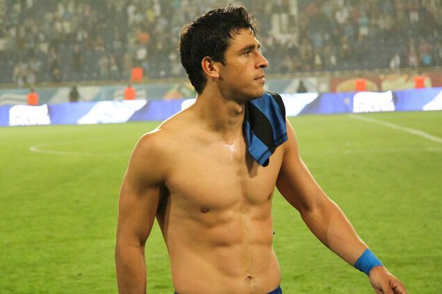 Полузащитник 'Днепра' Джулиано вернулся в чемпионат Бразилии