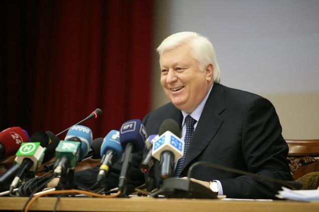 Пшонка оказался гражданином России