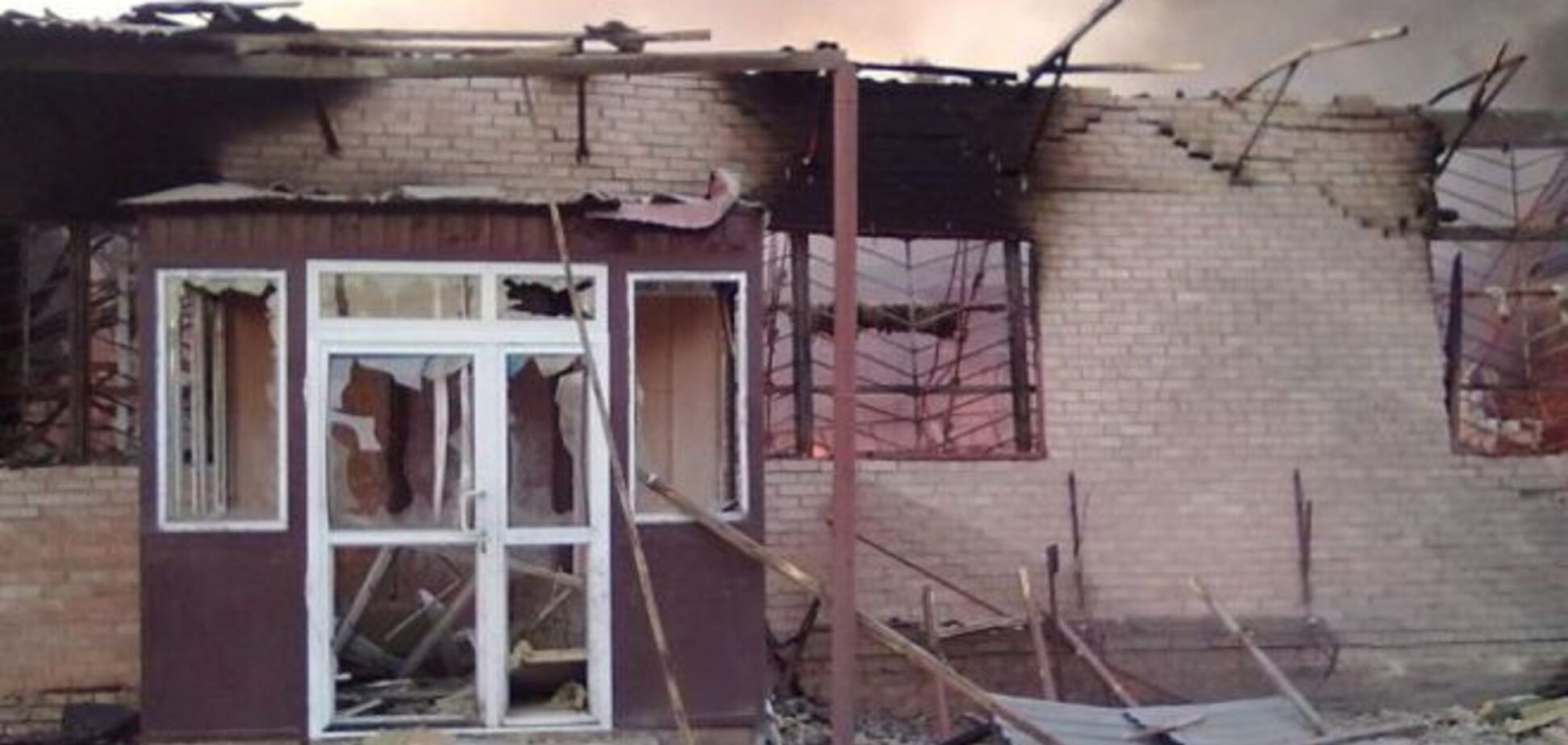 Терористи обстріляли житлові масиви в Амвросіївці - штаб АТО