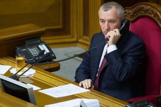 Регламентный комитет Рады вернул ГПУ представление на лишение мандата Олийныка и Калетника