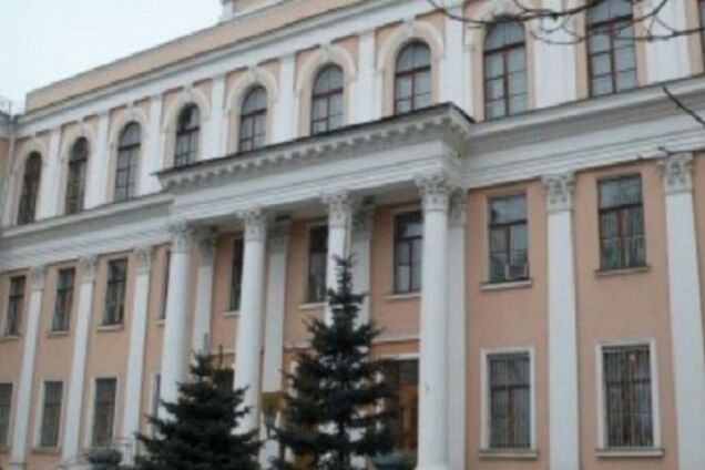 Минобразования планирует вернуть 12-летнюю среднюю школу