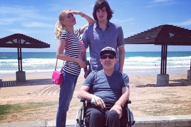 Сын Кернеса через Интернет познакомил родителей со своей девушкой