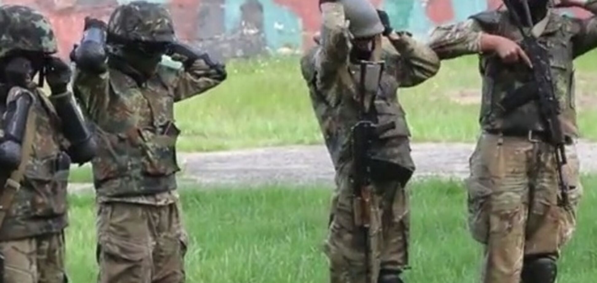 В батальоне 'Донбасс' готовят женщин-бойцов