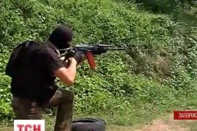 Колишні беркутівці вчать бійців батальйону 'Азов', як знищувати терористів