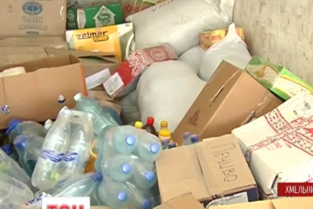 Жители Хмельнитчины отправили 10 тонн продуктов бойцам на Востоке