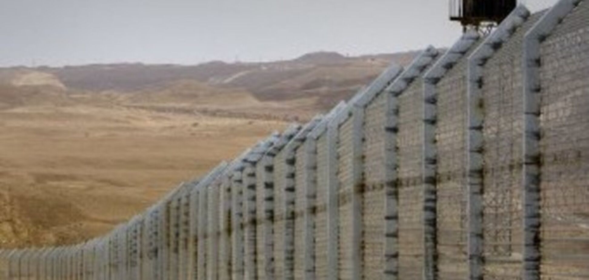 Госпогранслужба: стена на границе с Россией нужна, но сначала нужно вернуть контроль на рубежах
