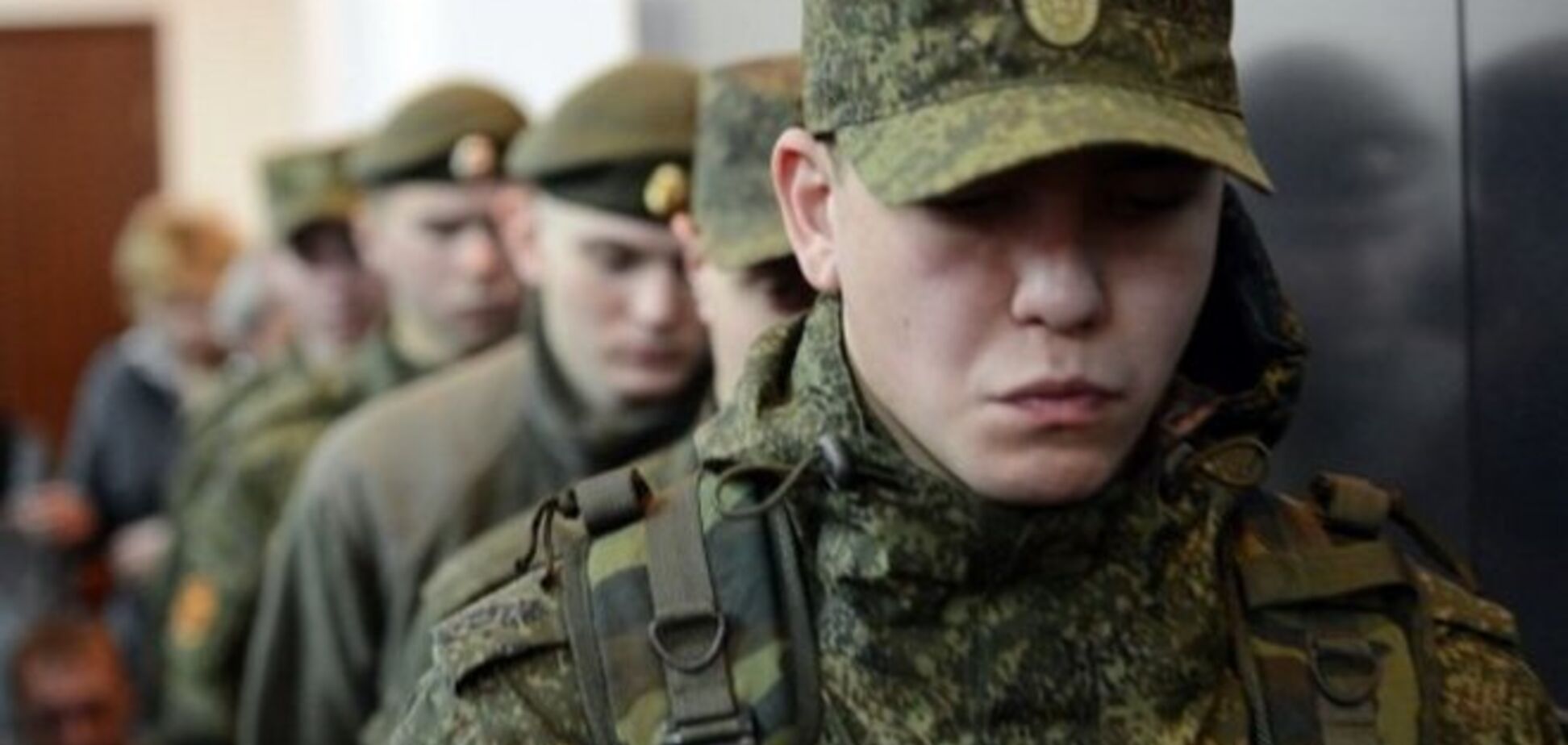 Российских военных переодели в украинскую форму для провокаций - журналист