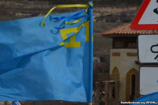 В Крыму запретили автопробег, посвященный Дню крымскотатарского флага