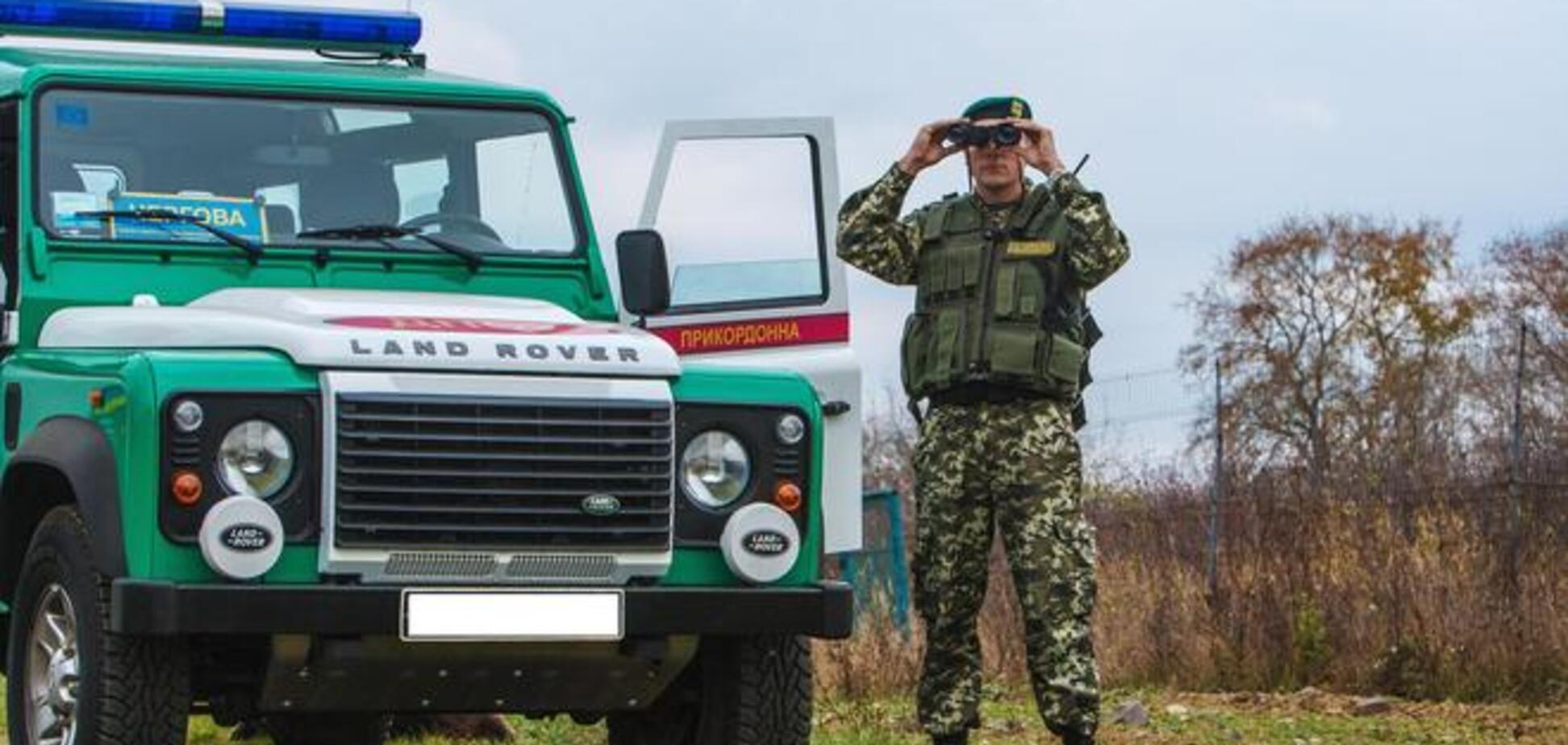 На границе с Украиной российские войска обустраивают огневые позиции