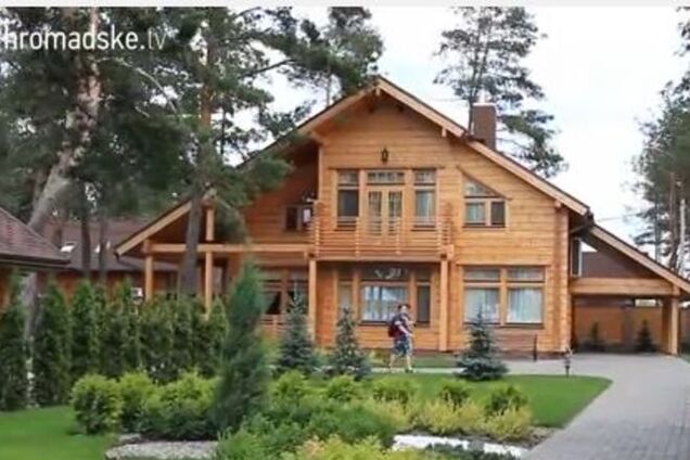 Коммунисты на Волыни построили Межигорье для Януковича-младшего