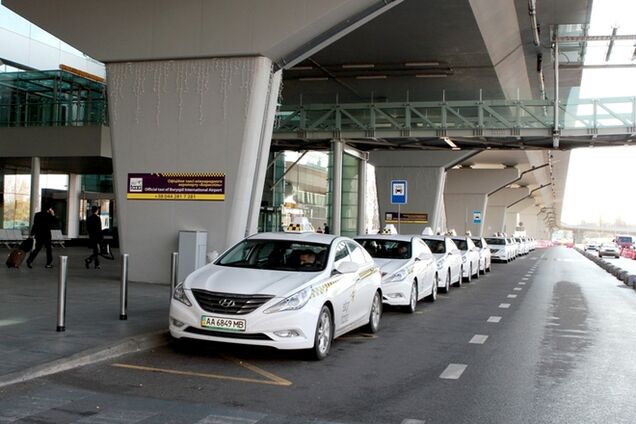 В аэропорту 'Борисполь' обещают провести тендер для служб такси по-честному