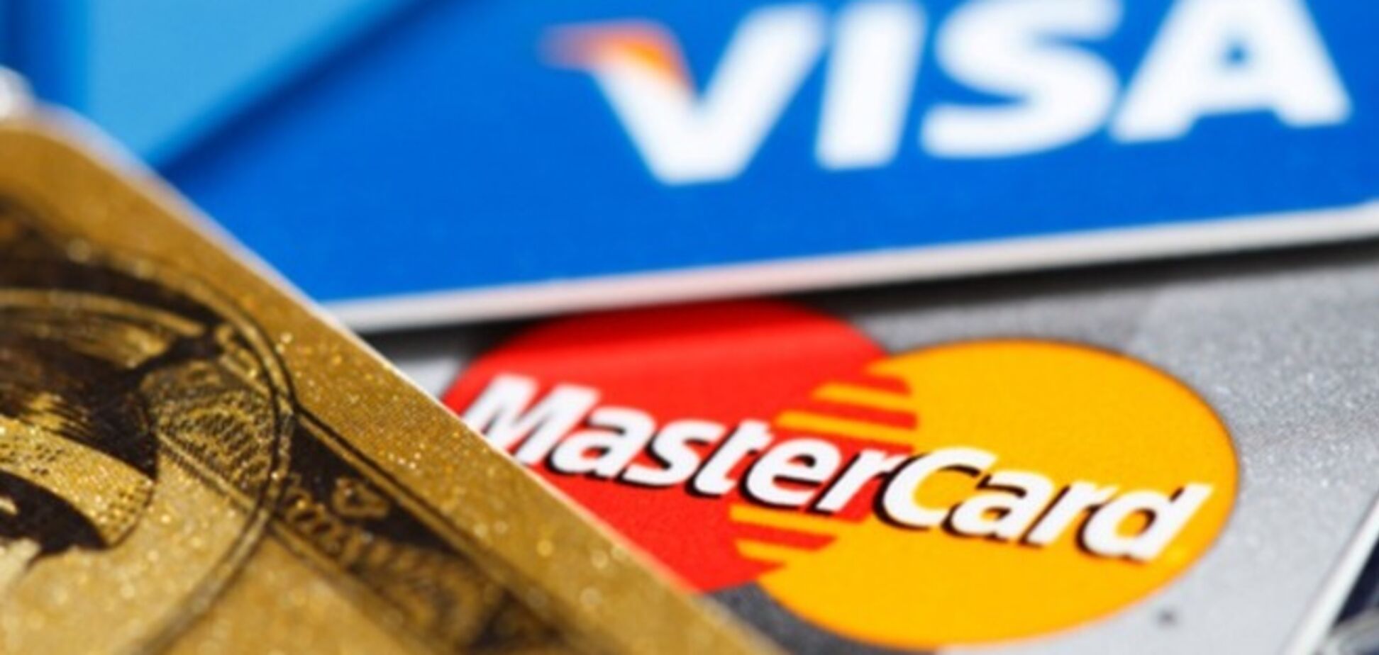 Путин пошел на уступки Visa и MasterCard, чтобы те остались в России