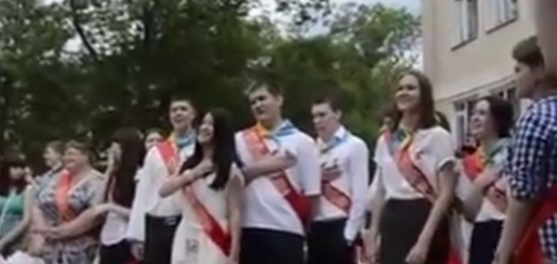 Ялтинских школьников начали 'прессовать' за гимн Украины