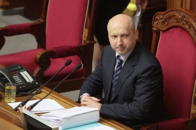 Украинские военные перекрыли восточную границу - Турчинов