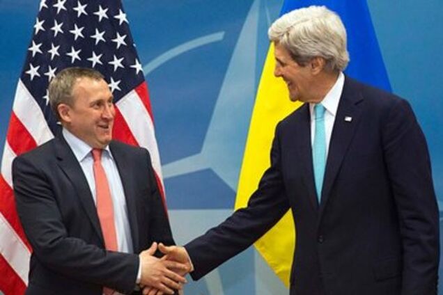 Керри назвал Дещицу 'голосом украинского народа'