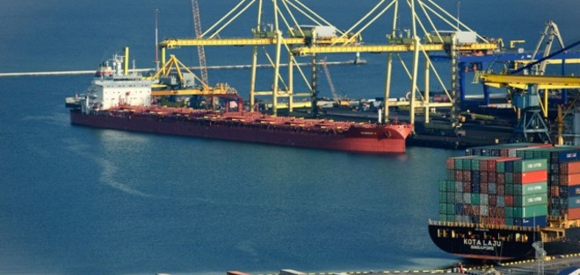 Городской голова Ильичевска может понести ответственность за раздачу части акватории порта