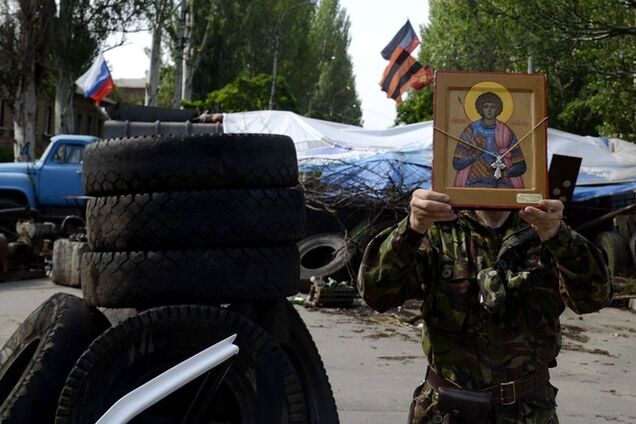 В Ровеньках казаки грозятся взорвать шахты и выгоняют горняков на митинг против АТО – правозащитница