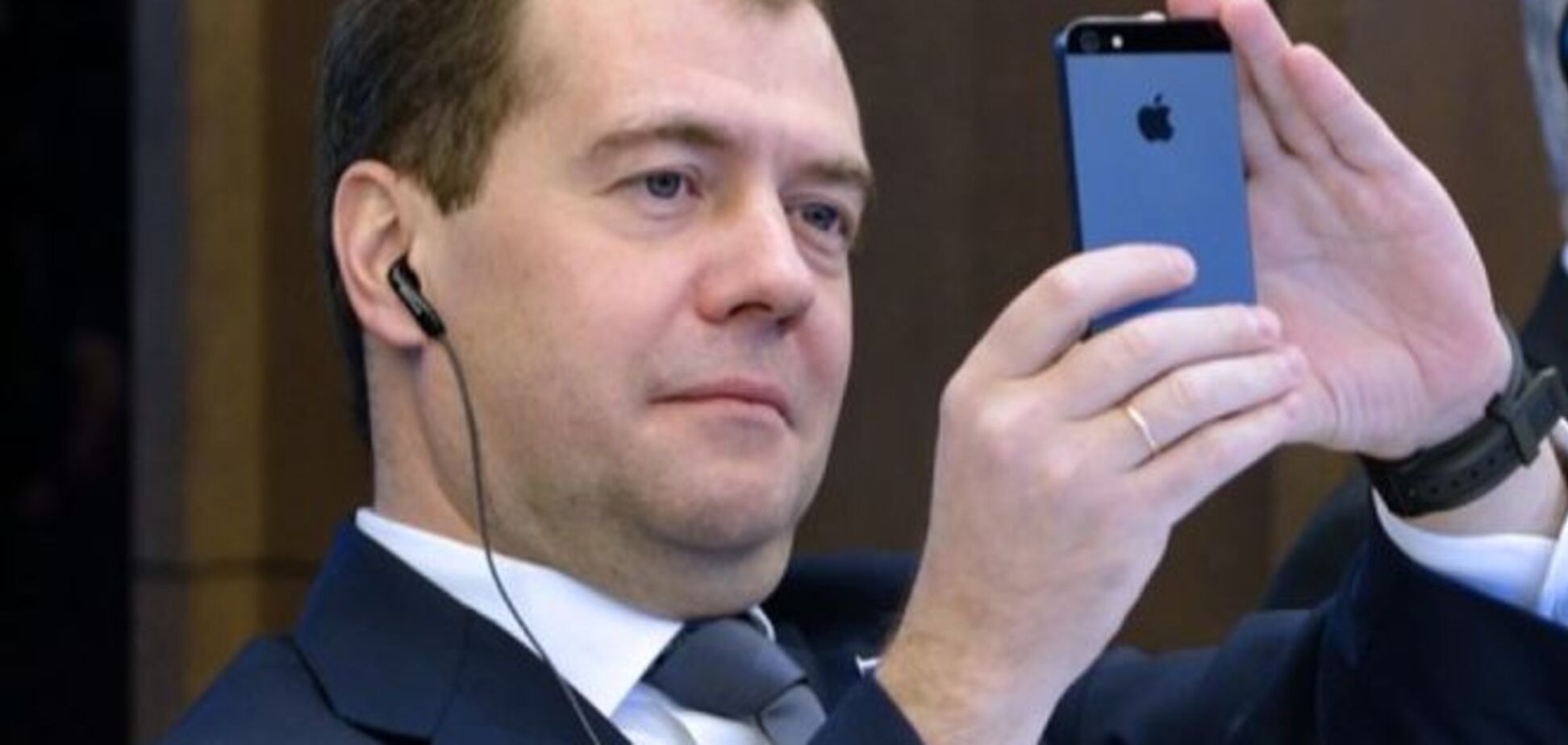 Медведев надумал учить США правовым методам в политике