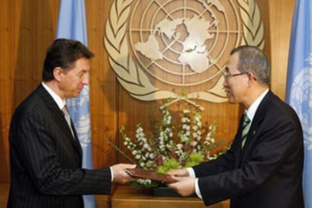 Постпред Украины лично ознакомил Генсека ООН с мирным планом Порошенко