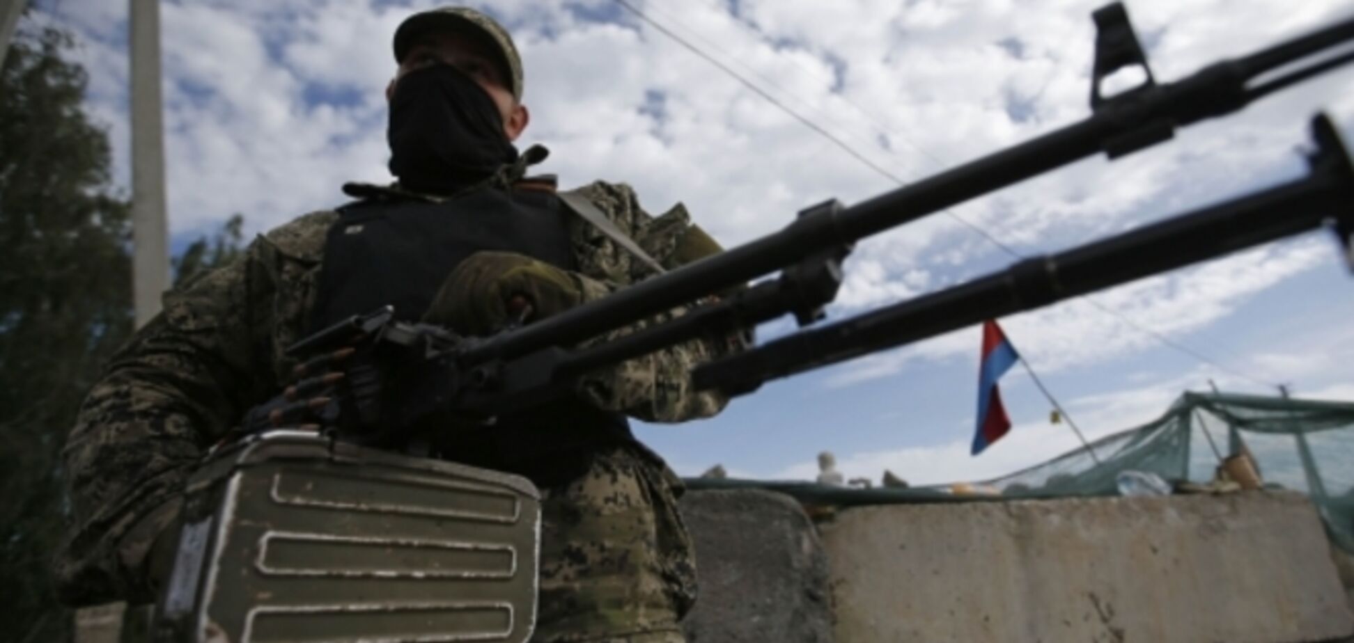 На Луганщине террористы пообещали 'сажать в подвал' несговорчивых директоров заводов