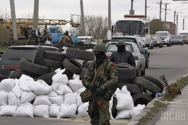 Терористам припинення вогню не указ: вони обстрілюють українських силовиків з гранатометів